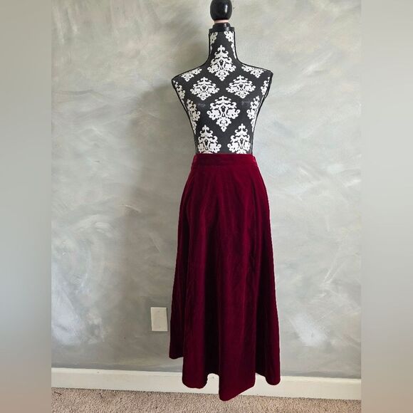 Norton McNaughton Dresses & Skirts - Vintage Merlot Deep Red Velour Skirt Sz 10 A Line Renaissance Dark Academia